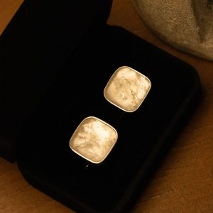 Gemelos de Piedra de Cuarzo Hechos a Mano