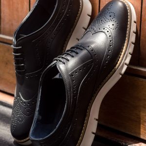Oxford Brogues de Cuero Negro Hechos a Medida